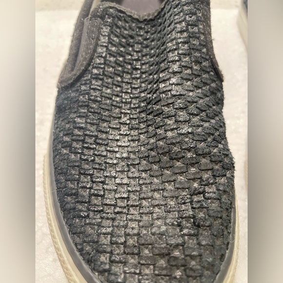 Sperry Woman’s ‘Seaside’ Woven Embossed Suede Slip On Loafer Size 8 Black - Picture 2 of 7